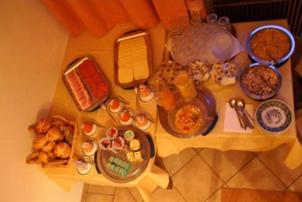 グレーディヒ ペンション バーグフリート Bed & Breakfast エクステリア 写真