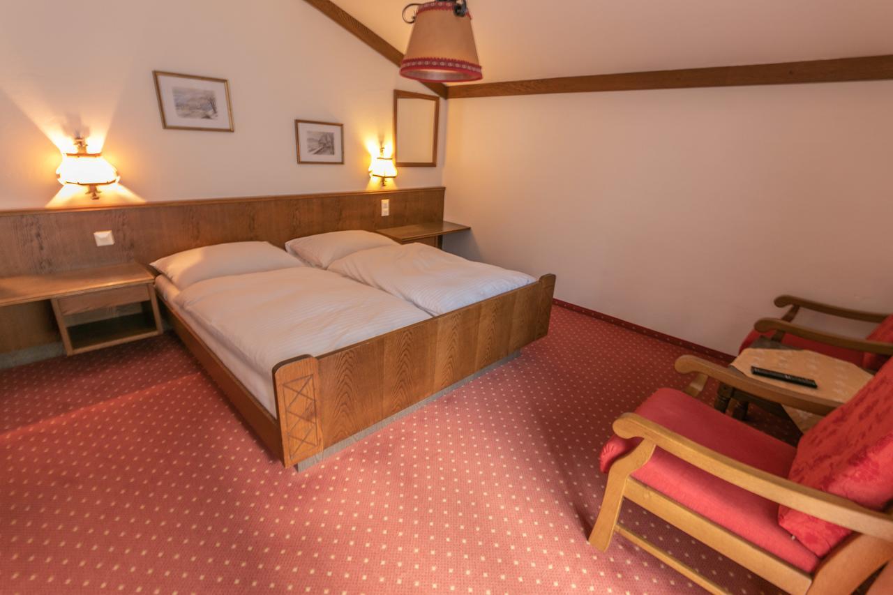 グレーディヒ ペンション バーグフリート Bed & Breakfast エクステリア 写真