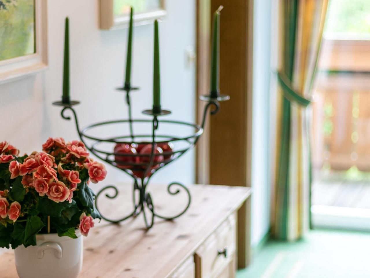 グレーディヒ ペンション バーグフリート Bed & Breakfast エクステリア 写真